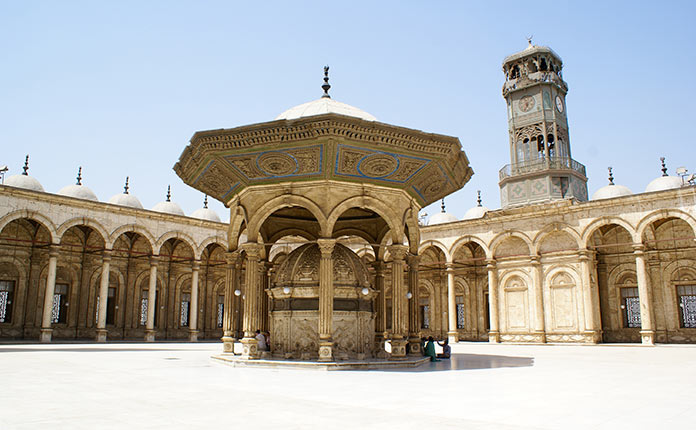 фонтан в мечети 