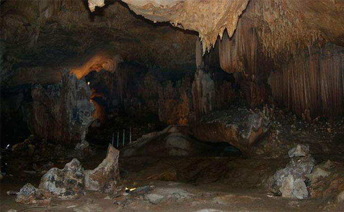 пещера Ванг Бадан