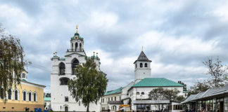 Спасо-Преображенский монастырь в Ярославле
