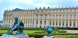 Дворец Версаль во Франции