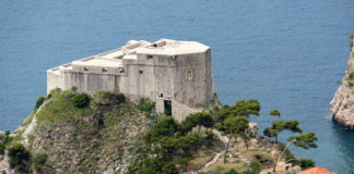 Крепость Ловриенац в Хорватии
